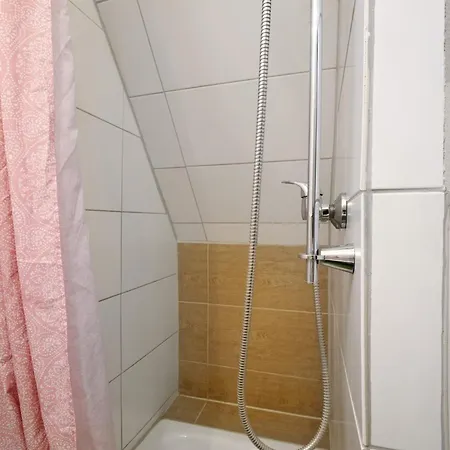 Apartment Sila 3 Weinstadt